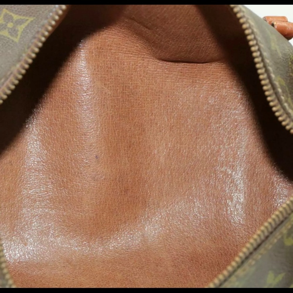 Louis Vuitton Vintage (Old Model) Papillon 26 bag - Picture 9 of 15